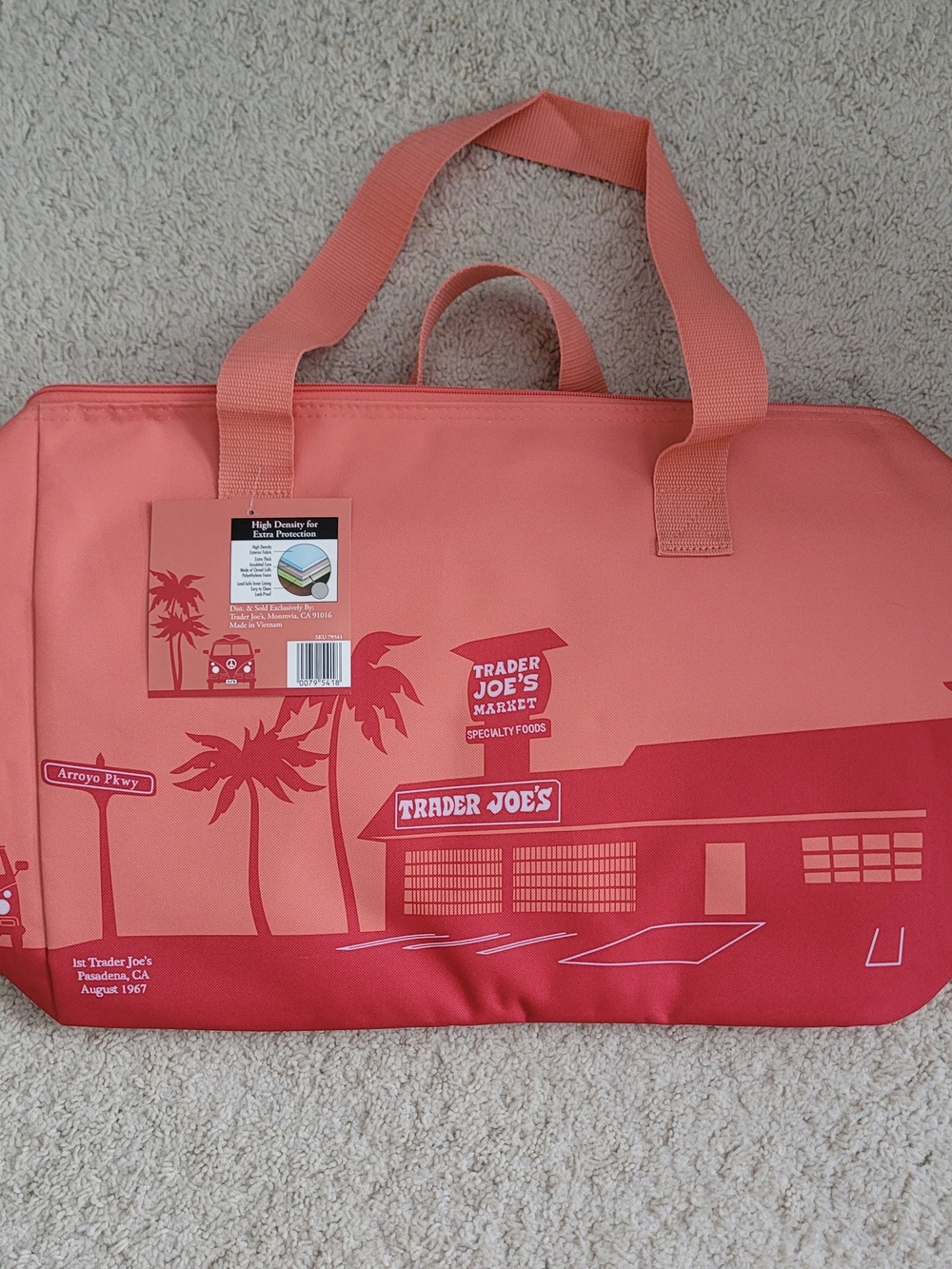 NWT - Trader Joe's Peach Large Resuable Insulated Tote Bag